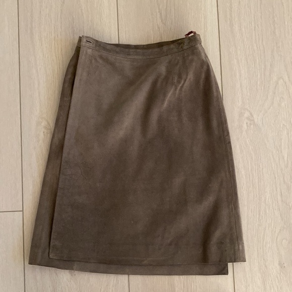 Grey Suede Skirt - Picture 7 of 10